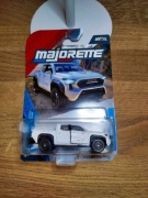 MAJORETTE TOYOTA TACOMA TRD PRO SHOWROOM