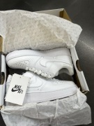 Buty Nike Air Force 1 kolor biały