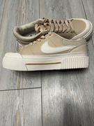 Trampki Nike rozmiar 39 EU czytaj Opis.