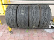 4x NOKIAN WR Snowproof P 245/45R19 + 275/40R19 8mm