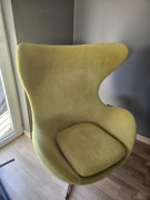 Stylowy Fotel obrotowy typu EGG (Jajo) | Pistacjowy welur