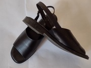 Sandały damskie, czarne, płaski obcas ,,Lasocki" roz. 40