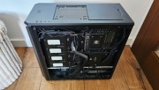 Komputer PC Ryzen 7 1700 / 16GB RAM / SSD 500GB / GT 730 / ASUS X370 