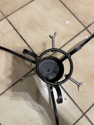 Stojak metalowy na choinke