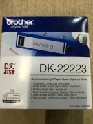 Taśma ciągła Brother DK-22223 o szerokości 50mm oraz długości 30.48m