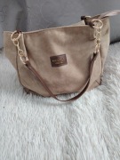 Elegancka zamszowa torebka. 