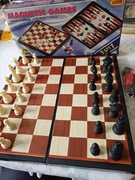 Szachy warcaby i Backgammon magnetyczne