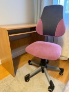 Biurko i krzesło obrotowe dla dziewczynki