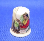 Naparstek Kolekcjonerski Porcelanowy - Walijska Pani 