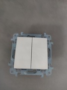 Simon 10 włącznik pojedybiały 