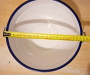 Stara emaila Garnek w KWIATY CHINY prl 23 cm