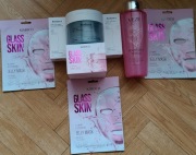 Zestaw koreańskich kosmetyków do pielęgnacji 