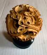 rzeźbiona w drewnie Chińska kula puzzle