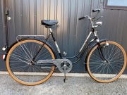 Niemiecka damka kola28 cali z lat 70