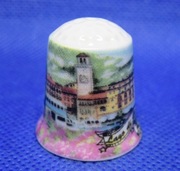 Naparstek Kolekcjonerski Porcelanowy Riva del Garda Włochy 