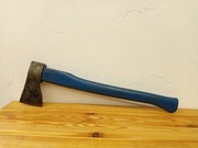 Stara   siekiera 961g.