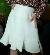 Biała kremowa spódnica S lub XS