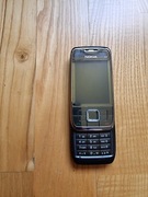Telefon komorkowy nokia e66