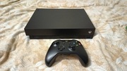 Konsola Xbox One X 780 GB HDD + 3 Gry