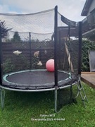 ogrodowa nieduża trampolina dla dzieci