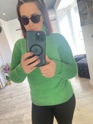 Miękki zielony golf oversize, puszysty sweter z golfem