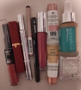 Zestaw Używanych Kosmetyków do makijażu 10 Przedmiotów Cena za komplet