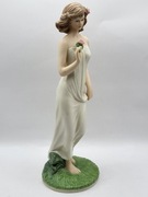 Porcelanowa figurka Lisa The Regal Collection