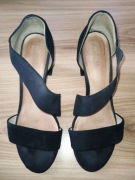 Zamszowe sandały damskie marki Pier One roz. 37 wkładka 23,5 cm