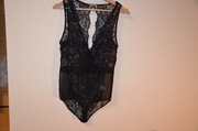 body  intimissimi czarne koronka .r. L