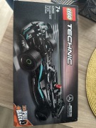 Lego technic bolid Mercedes amg 42165