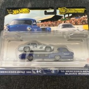 Hot wheels team transport Mercedes 