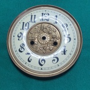 Tarcza porcelanowa ecru, (seledynka) 18,5 cm po Guciu B.do zegara wiszącego