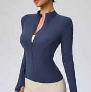 Damska kurtka sportowa szybkoschnąca do pilatesu i biegania siłownia