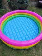 Basen ogrodowy dmuchany.