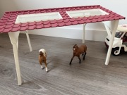 Schleich stajnia + auto + figurki 