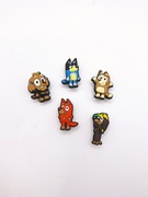 Zestaw przypinek do Crocs 5 szt przypinki charmsy do crocsów bluey bingo 