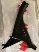 Suzuki DL650 V-Strom, prawa osłona ramy | OEM 47111-23K00-291 | NOWA