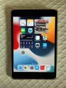 Tablet Apple iPad mini (4nd Gen) 7,9" 2 GB / 32 GB szary