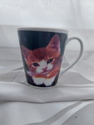 Kubek porcelanowy z motywem rudo-białego kota
