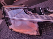 Lampa prawa Matrix Audi Q8  USA uszkodzona