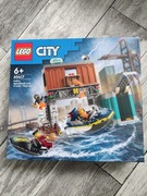 Lego City 60417 Policyjna motorówka i kryjówka złodziejaszków 