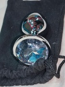 Korek analny z diamencikiem