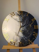 Zegar handmade z żywicy epoksydowej 