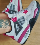 Nowe sneakersy Nike Air Jordan 4 Retro– dostępne rozmiary 36–41 