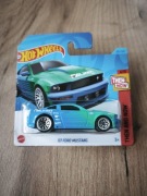 Hot Wheels '07 FORD MUSTANG 