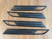 Znaczek emblemat Transporter na błotnik VW T6.1 lewy prawy