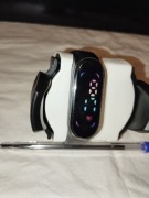 NOWY  Z FOLIĄ ZEGAREK MŁODZIEŻOWY LED 