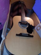 Gitara elektro-akustyczna 4/4 FENDER