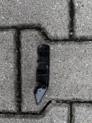 BMW G20 – Ślizg zderzaka/Uchwyt/Mocowanie 7422250 NOWA oryginalna część OEM