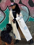 ZOCCO Długi płaszcz  z odpinanym dresowym kapturem oraz aplikacjami